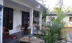 Riverside Lal Homestay